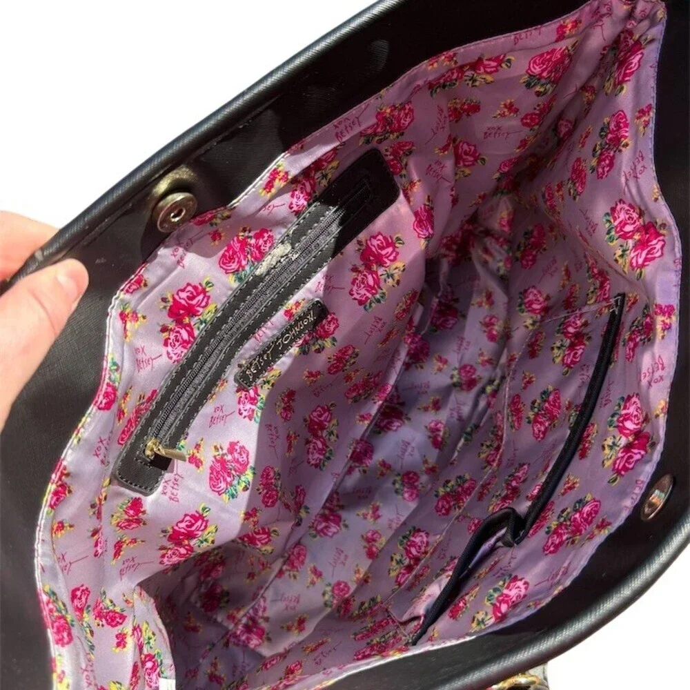 Betsey Johnson Quilted Tote Bag Large Light Grey Blush Black